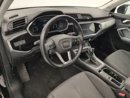 Audi Q3 - photo 15