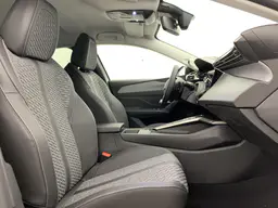 Peugeot 308 - photo 9