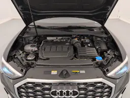 Audi Q3 Sportback - photo 21