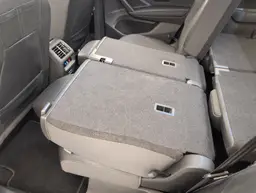 Volkswagen Tayron - photo 12