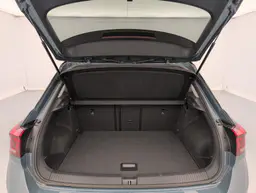 Volkswagen T-Roc - photo 11