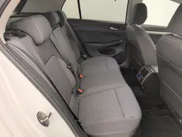 Volkswagen Golf - photo 10