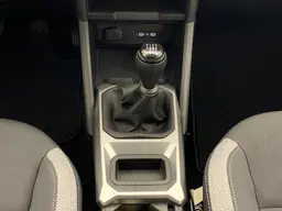 Dacia Bigster - photo 17