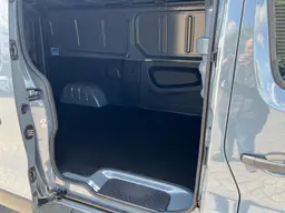 Renault Trafic - photo 6