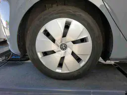 Volkswagen ID.3 - photo 20