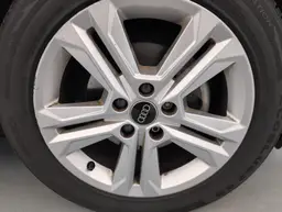 Audi Q2 - photo 23