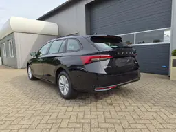 Skoda Octavia - photo 3