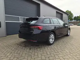 Skoda Octavia - photo 5