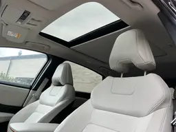 Nissan Ariya - photo 12