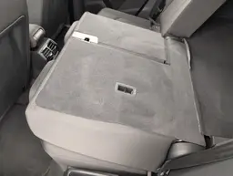 Audi Q3 - photo 12