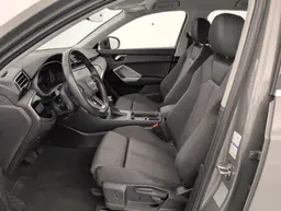 Audi Q3 - photo 16