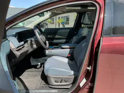 Nissan Ariya - photo 6