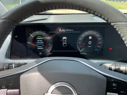 Nissan Ariya - photo 8