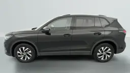 Volkswagen Tiguan - photo 12