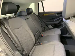 Volkswagen Tiguan - photo 18