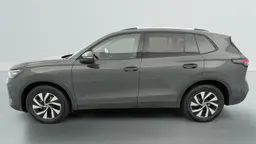 Volkswagen Tiguan - photo 4