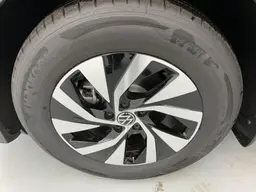 Volkswagen Tiguan - photo 31