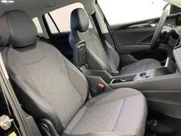 Volkswagen Tiguan - photo 34
