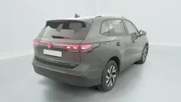 Volkswagen Tiguan - photo 7