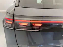Volkswagen Tiguan - photo 11