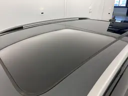 Volkswagen Tiguan - photo 21