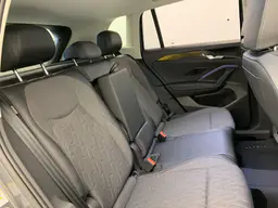 Volkswagen Tiguan - photo 10