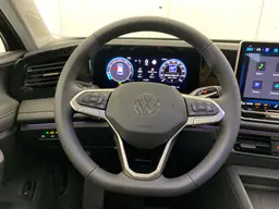 Volkswagen Tiguan - photo 16