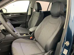 Volkswagen Tiguan - photo 22