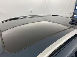 Volkswagen Tiguan - photo 23