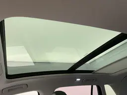 Volkswagen Tiguan - photo 24