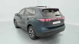 Volkswagen Tiguan - photo 5