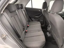 Volkswagen T-Roc - photo 10