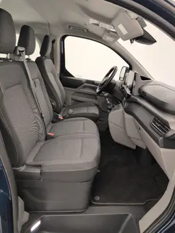 Ford Tourneo Custom - photo 9