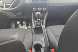 Renault Clio - photo 17