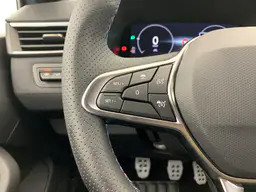 Renault Clio - photo 17