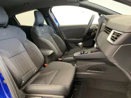 Renault Clio - photo 9