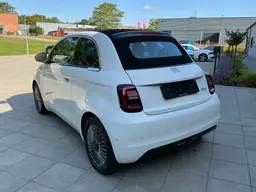 Fiat 500e - photo 4