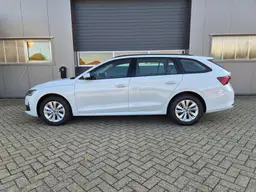 Skoda Octavia - photo 2