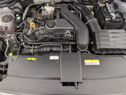Volkswagen T-Roc - photo 22