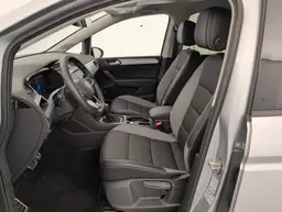 Volkswagen Touran - photo 16