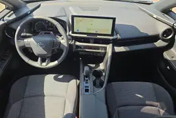 Toyota C-HR - photo 12