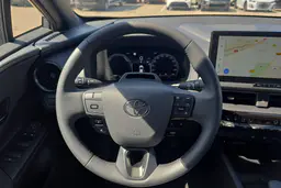 Toyota C-HR - photo 14