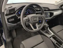 Audi Q3 - photo 15