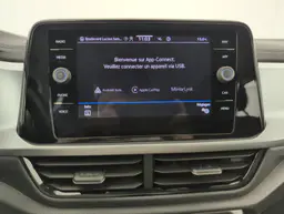 Volkswagen T-Roc - photo 19