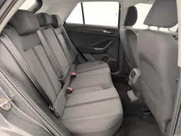 Volkswagen T-Roc - photo 10