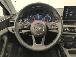 Audi A4 - photo 14