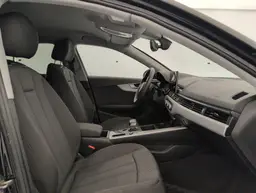 Audi A4 - photo 9