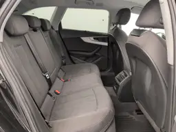 Audi A4 - photo 10