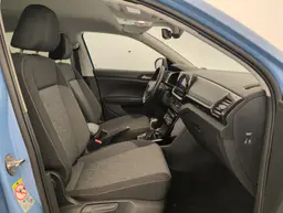 Volkswagen T-Cross - photo 9