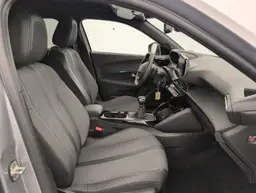 Peugeot 2008 - photo 9